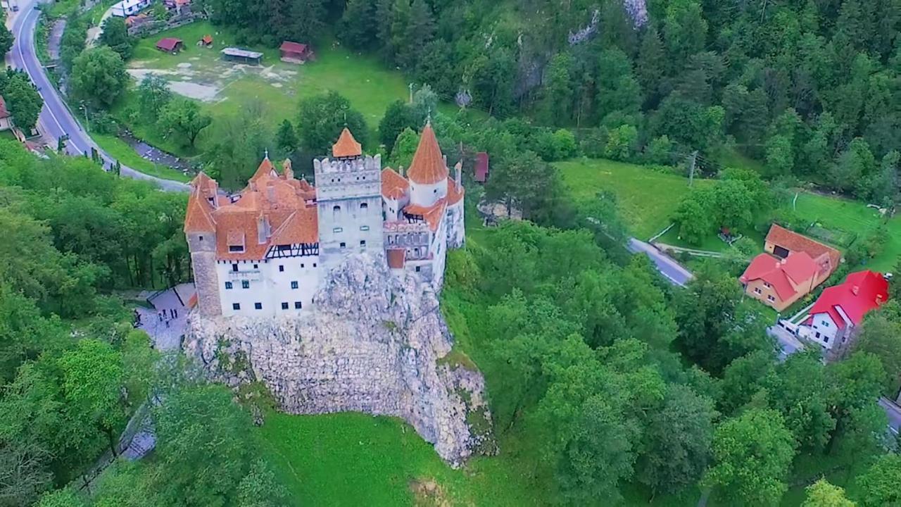 Apartment Alonisos Lux Brasov Bagian luar foto