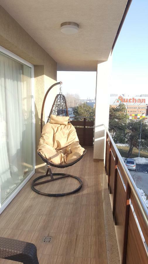 Apartment Alonisos Lux Brasov Bagian luar foto