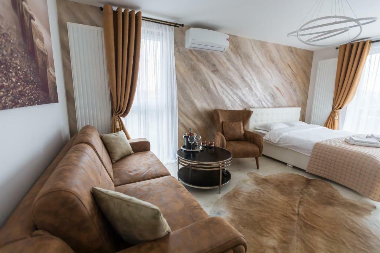 Apartment Alonisos Lux Brasov Bagian luar foto