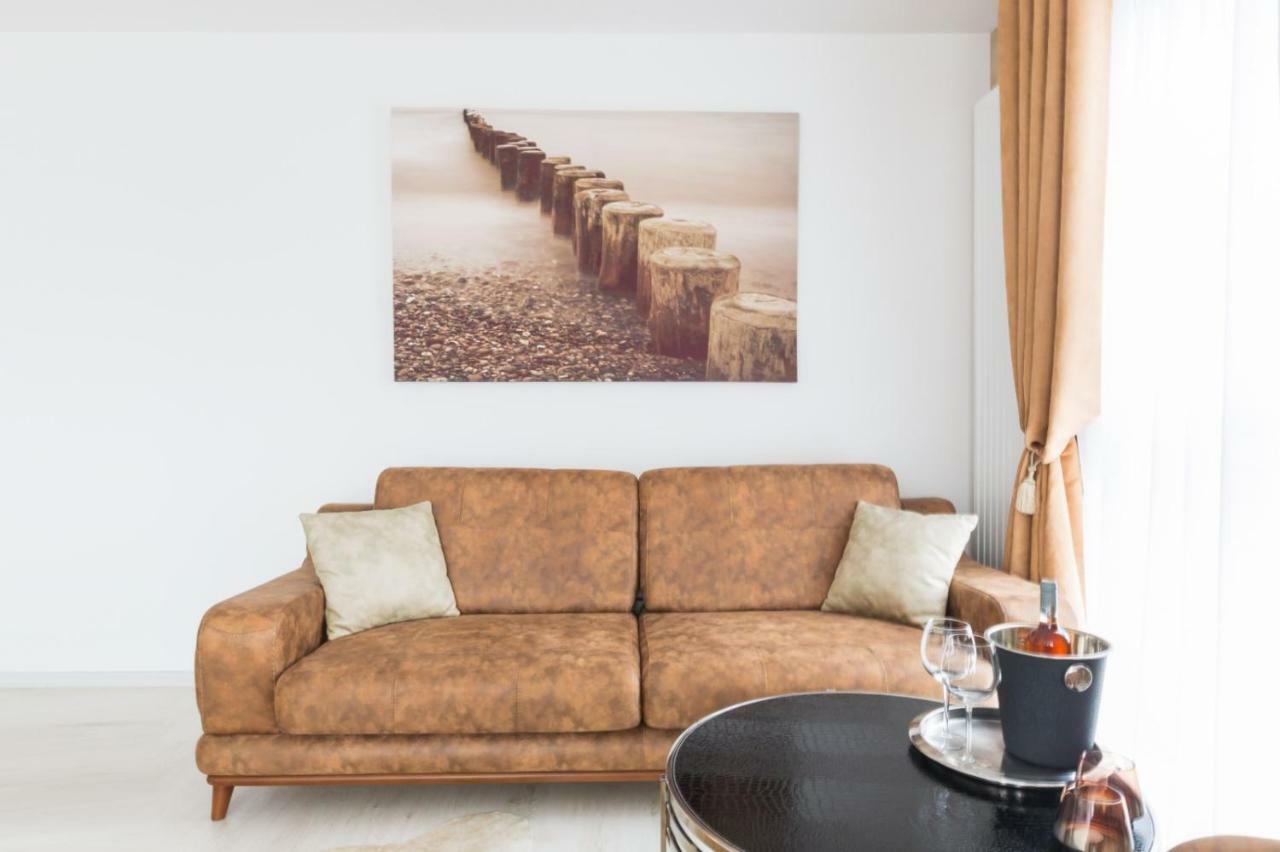 Apartment Alonisos Lux Brasov Bagian luar foto